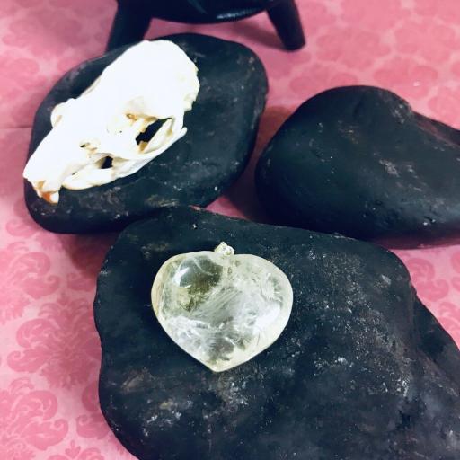 Colgante Mineral Citrino Corazon - Citrine Heart Mineral Pendant 