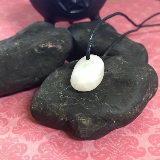 Colgante Mineral Cuarzo Rosa - Pink Quartz Mineral Pendant