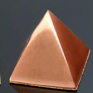 Piramide Cobre Mineral 50 x 50 mm peso: 417 gramos  [1]
