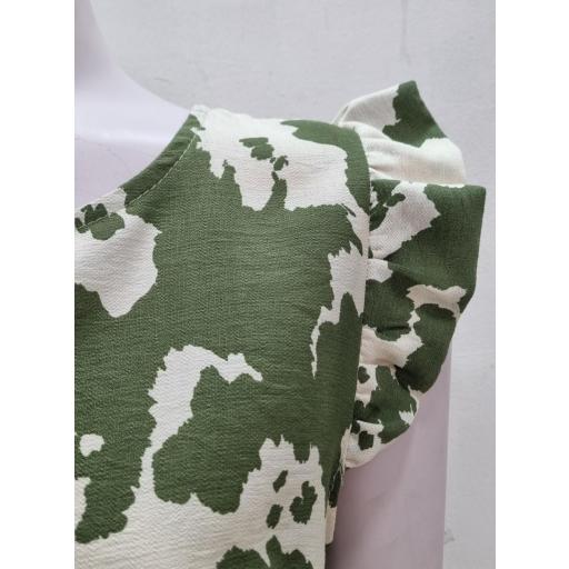 Blusa estampada vaca verde kaki [2]
