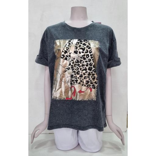 Camiseta gris efecto lavado dibujo dorado