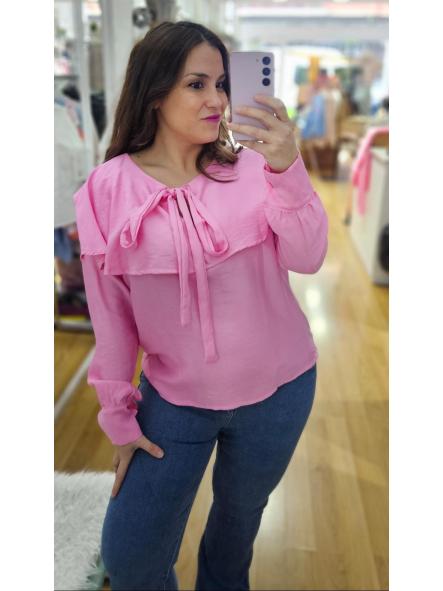 Blusa cuello bebé rosa chicle