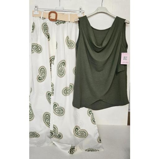Pantalón fluido estampado paisley kaki
