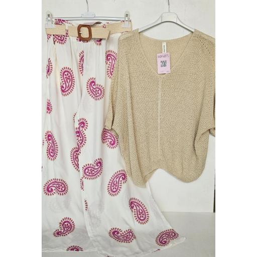 Pantalón fluido estampado paisley buganvilla