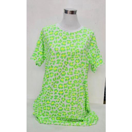 Vestido tipo camiseta animal print flúor verde