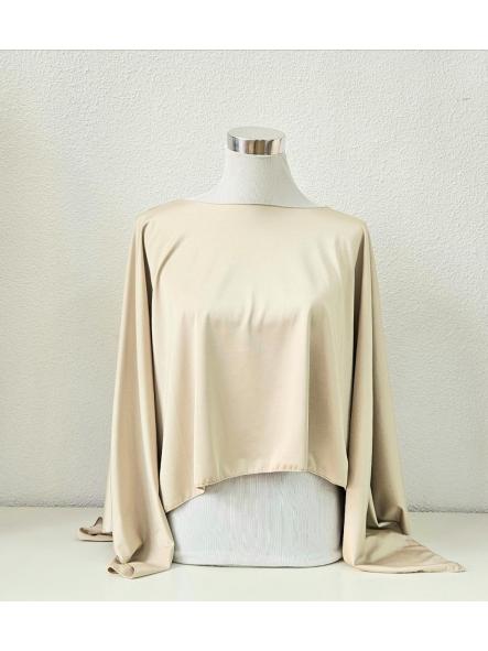Chal fluido tipo poncho beige