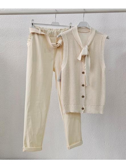 Pantalón pitillo algodón vainilla [1]