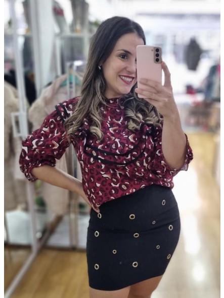 Blusa animal print granate cuello bebé