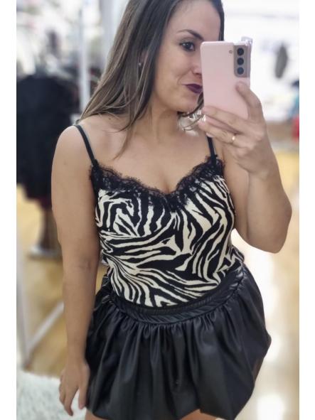 Blusa lencera satinada animal print cebra