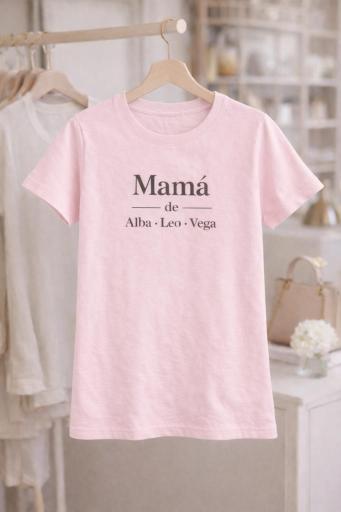 Camiseta de mujer con diseño Mamá y nombres de hijos [3]
