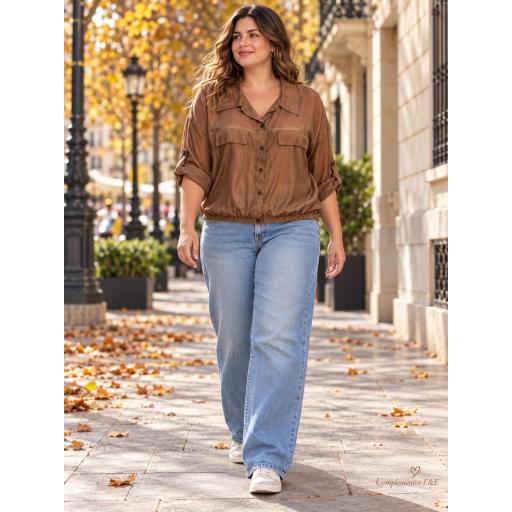 Camisa mujer marrón holgada con goma en la cadera