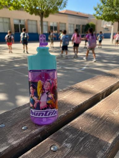 Botella Huntrix oficial 430 ml con pajita abatible [0]