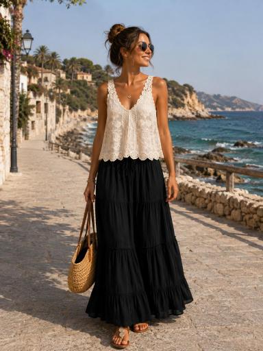 Camiseta de tirantes con bordado en color beige [1]