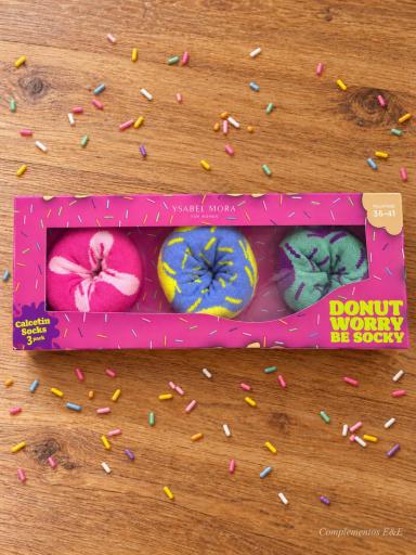 Pack de calcetines originales Ysabel Mora con diseño donut