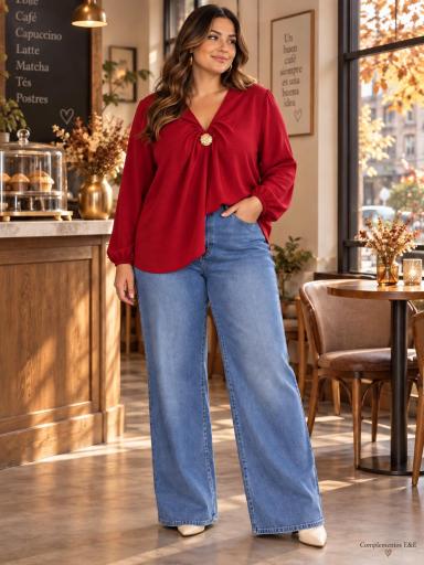 Blusa curvy roja manga larga con detalle dorado