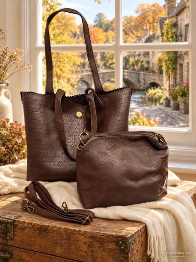 Bolso shopper reversible marrón con bandolera [1]