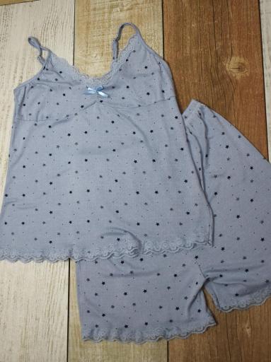 Pijama corto para mujer con encaje y tirantes ajustables al mejor precio