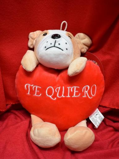 Peluche de Perro con Corazón “Te Quiero” – Regalo Ideal para San Valentín