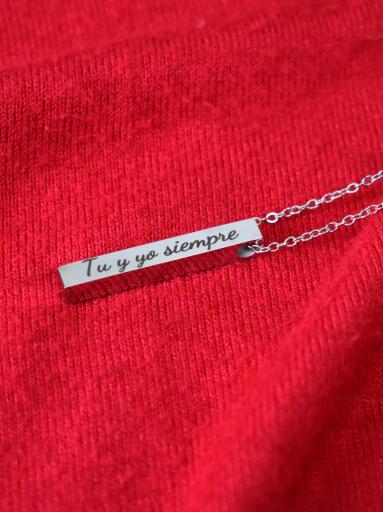 Joyería Personalizada de Alta Calidad – Collar con Grabado Exclusivo para San Valentín [2]