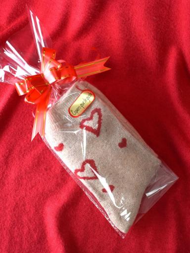 Calcetines de Algodón con Corazones: Regalo Romántico con Lazo barato