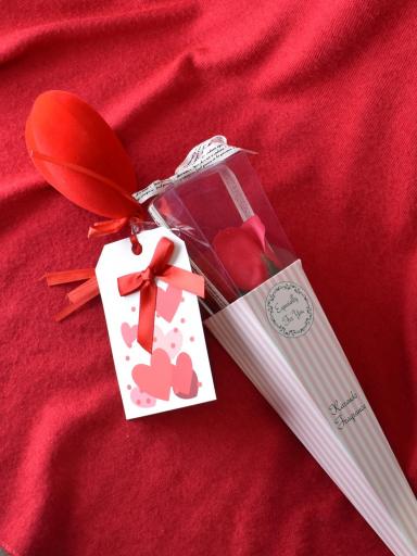 El Regalo Más Romántico para el día de los enamoraos: Rosa artificial con Aroma Irresistible barata [1]