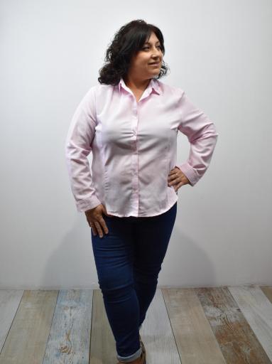 Camisa Entallada para Mujer – Comodidad y Estilo en 50% Algodón al mejor precio