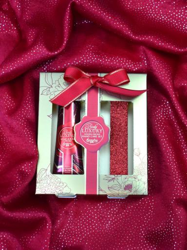 Pack Luxury Golden Orchid Accentra con crema de manos y lima de uñas