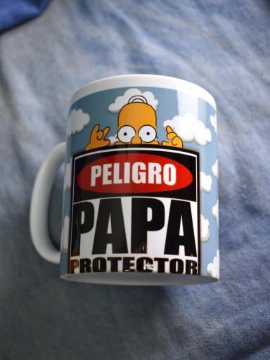 Taza 'Peligro Papá Protector' – Regalo Perfecto para Padres Fans de Los Simpson al mejor precio [3]