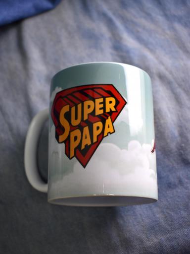 Sorprende a Papá con la Taza "Súper Papá" de Homer Simpson [2]