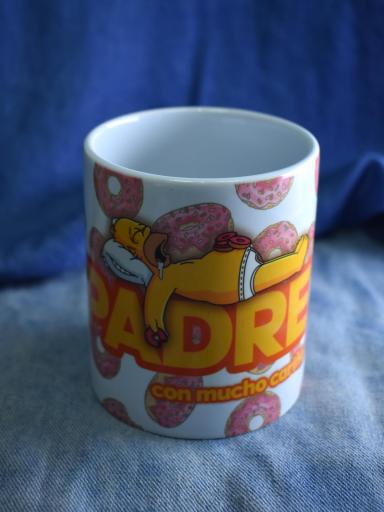 Sorprende a Papá con la Taza de Homer Simpson y Donuts al mejor precio [1]