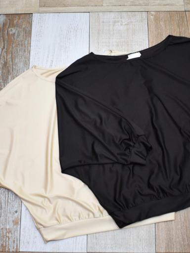 Camiseta curvy marrón elegante y cómoda [1]