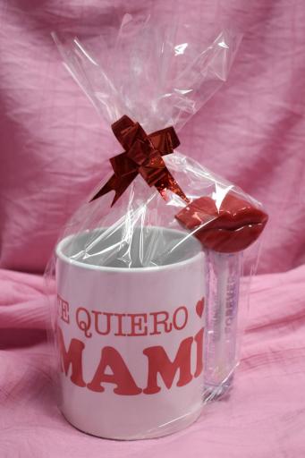 pack regalo para mama taza con mensaje y gloss hidratante [1]
