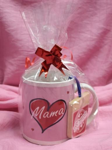 pack regalo mama taza con corazon y llavero i love you dia de la madre