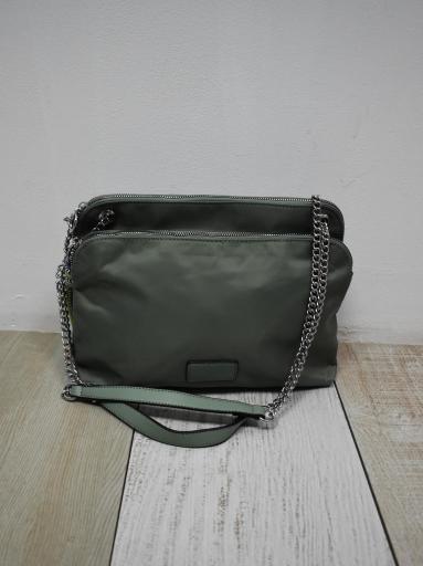 Bolso con cadena plateada – Ideal para looks casual y elegantes al mejor precio [1]