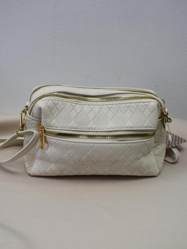 bolso blanco compacto con varios bolsillos y detalle dorado [3]