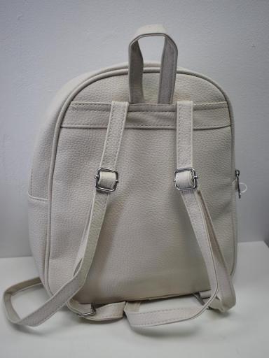 mochila beige con doble compartimento y diseño moderno [1]