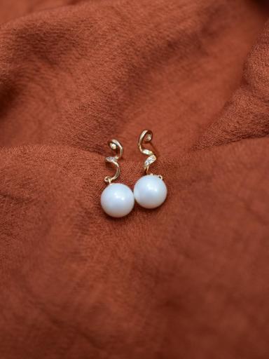 Pendientes elegantes dorados con perla colgante [1]