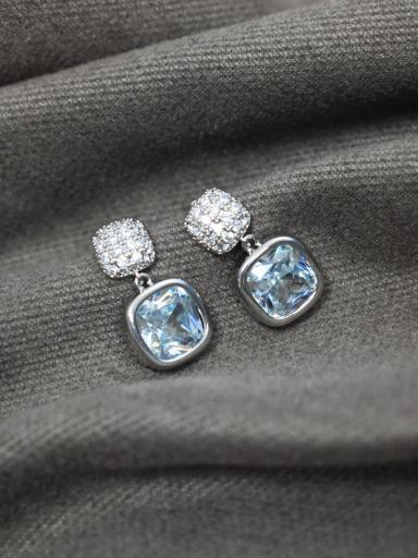 Pendientes Elegantes con Brillos – El Toque Final que Ilumina tu Look [1]