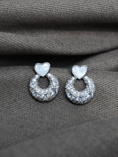 Pendientes de acero con corazón de nácar blanco al mejor precio