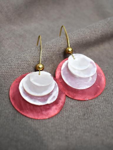 Tendencia en joyería 2025: pendientes largos de acero baratos [2]