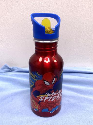 Botella Spiderman de aluminio 545 ml con pajita abatible