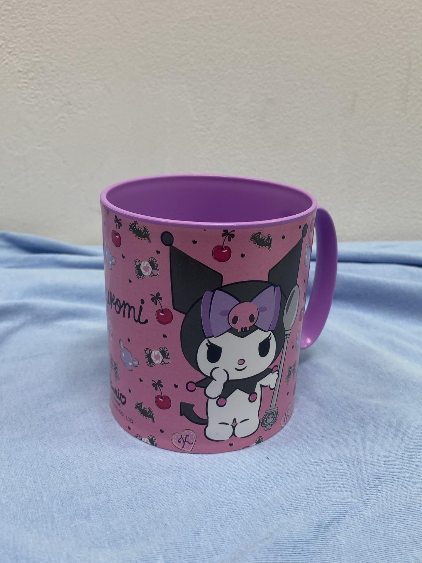Vaso Kuromi oficial 390 ml con asa