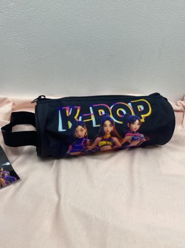 Estuche escolar K-Pop con cremallera y asa [1]