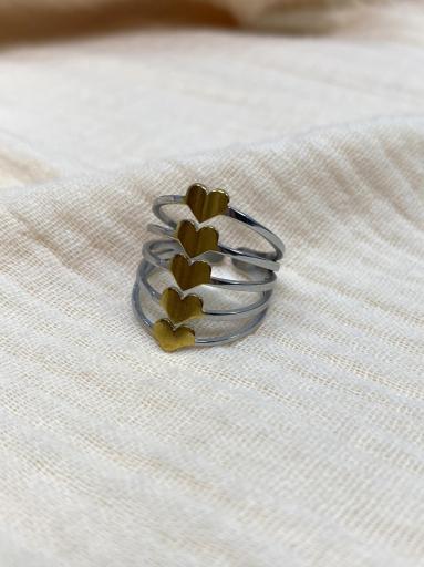 Anillo ancho de corazones dorados y plateados para mujer [1]