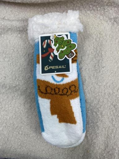 Calcetines navideños para niños con diseño de muñeco de nieve talla 32-35. [2]