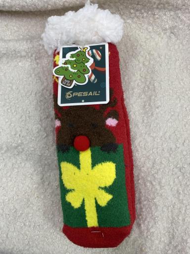 Calcetines navideños para niños modelo reno en talla 32-35. [1]