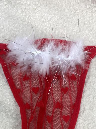 Tanga navideño rojo con corazones [1]