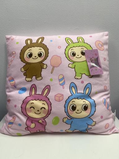 Cojín Labubu suave y mullido ideal para niños [1]