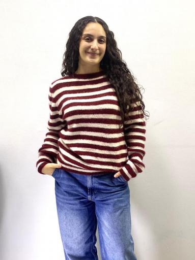 Jersey de punto a rayas burdeos con cuello redondo para mujer
