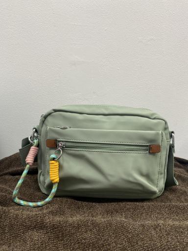 Bolso bandolera con asa ancha en color verde [0]